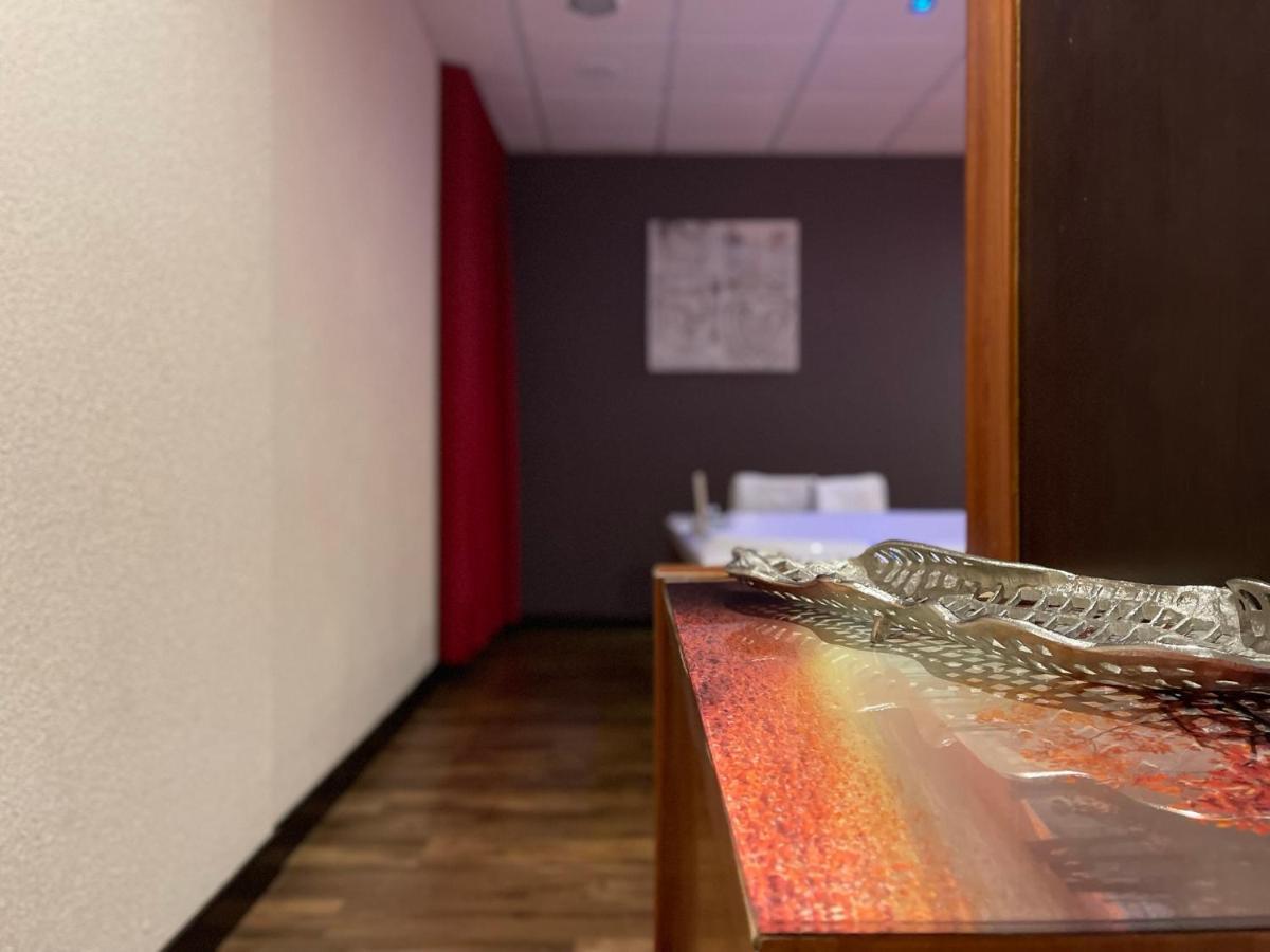 Motel Los Abedules Овьедо Экстерьер фото
