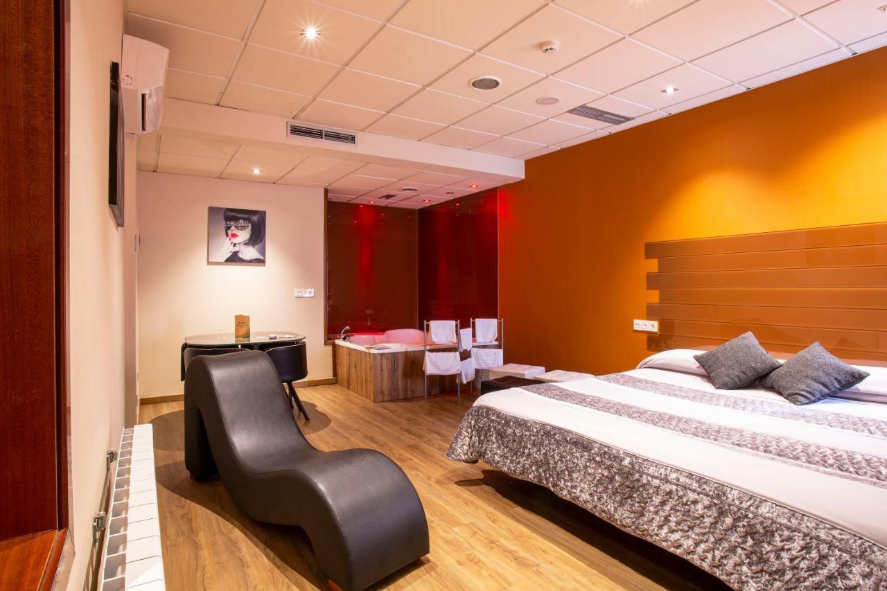 Motel Los Abedules Овьедо Экстерьер фото