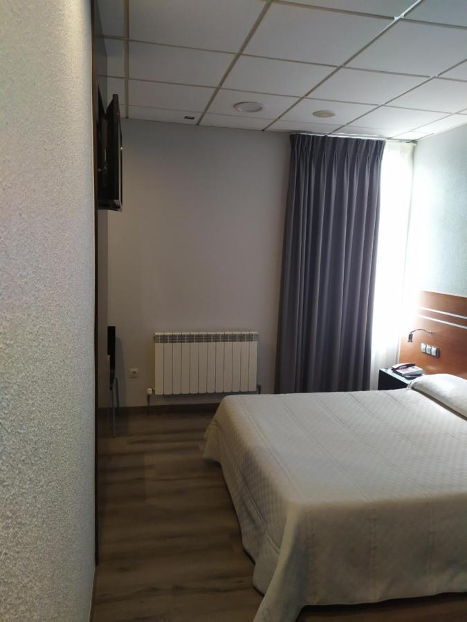 Motel Los Abedules Овьедо Экстерьер фото
