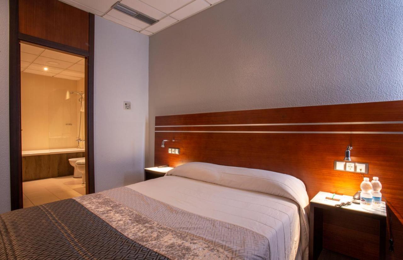 Motel Los Abedules Овьедо Экстерьер фото