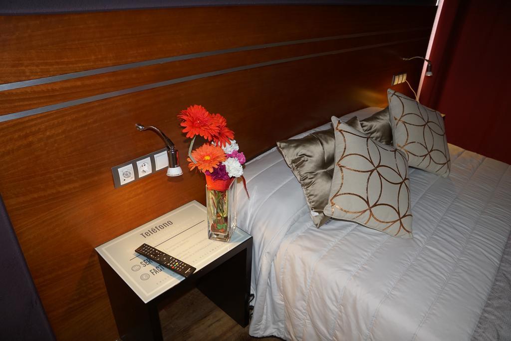Motel Los Abedules Овьедо Экстерьер фото